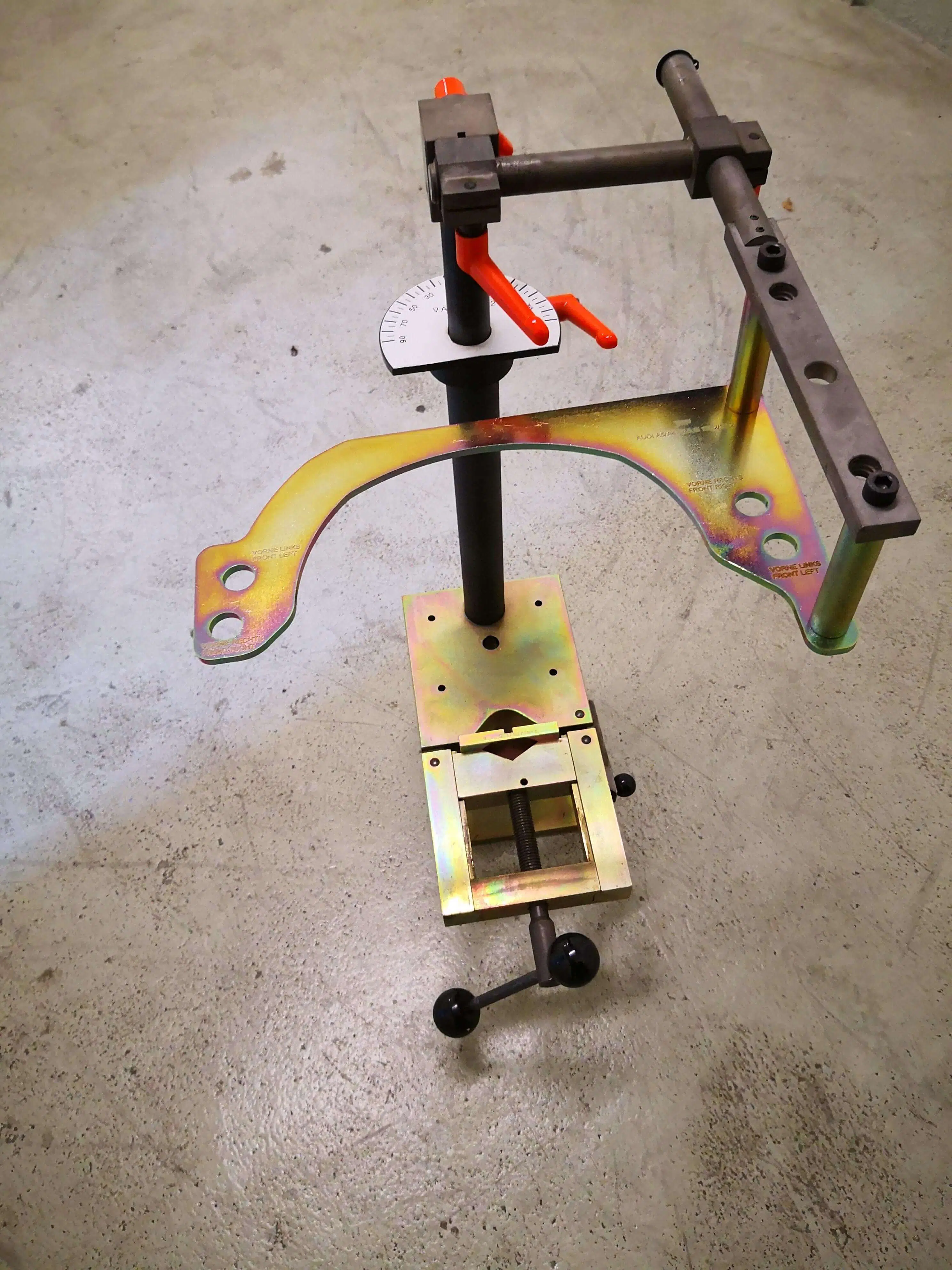 Spezialwerkzeug 72 VAG Spezialwerkzeug Federbeinspanner VAG 1752-2 / KL-0255