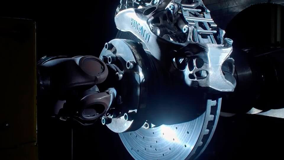 Bugatti Titan Bremssattel aus dem 3D Drucker