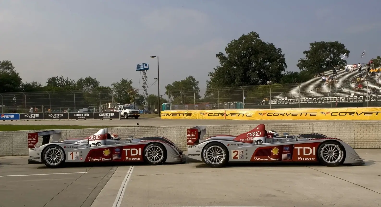 Audi R10 V12 TDI LMP 1