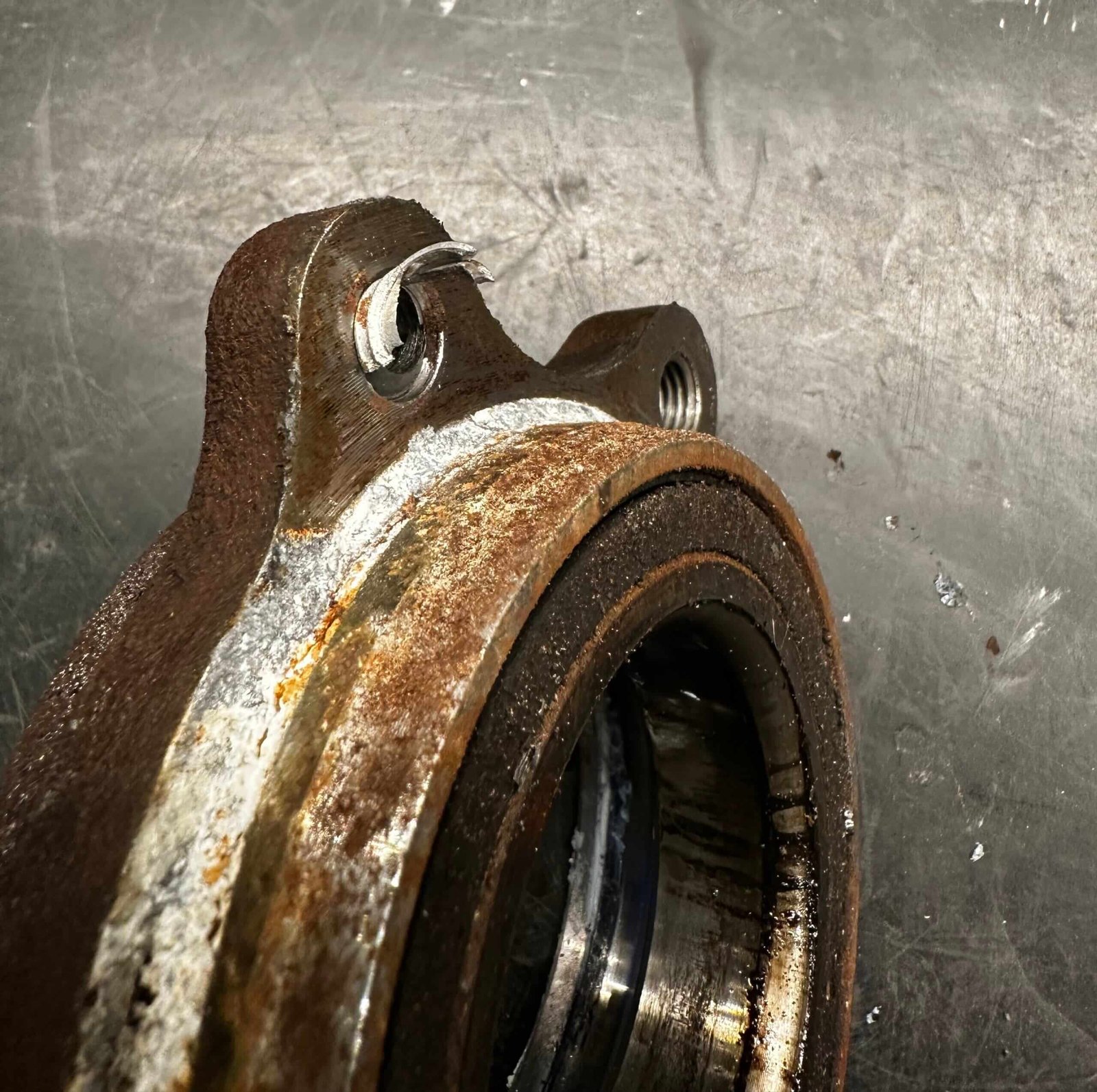 Radlager Problemschraube