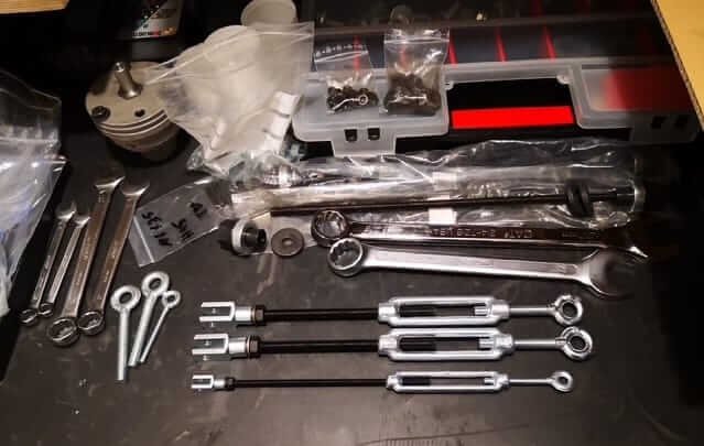 Audi Achsschenkel Stecksystem als Wandmontage